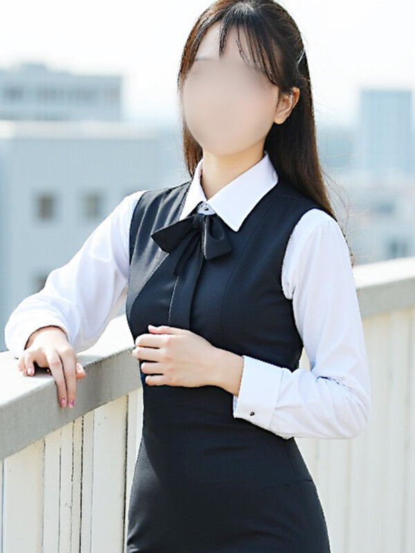 �{�c�肨��